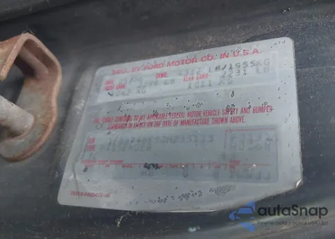 1986 Ford Thunderbird z USA, uszkodzony, nr VIN LOT-1-43742192